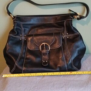 Maxx New York Elegant Black Leather Women's Bag